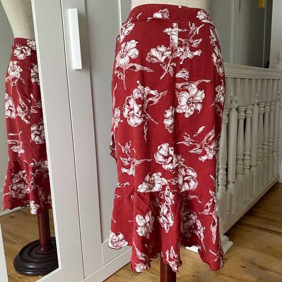 Zara ruffled linen blend midi skirt 💃🏼 - Picture 4 of 7